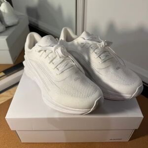 Alo Runner Mesh Low Top Tennis Running Sneakers White